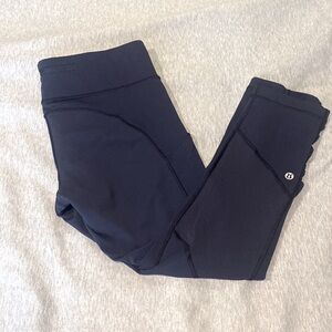 Lululemon - 23” inseam - Sz 10 - EUC